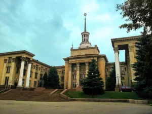 Luhansk State Academy of Culture and Arts – photo 1